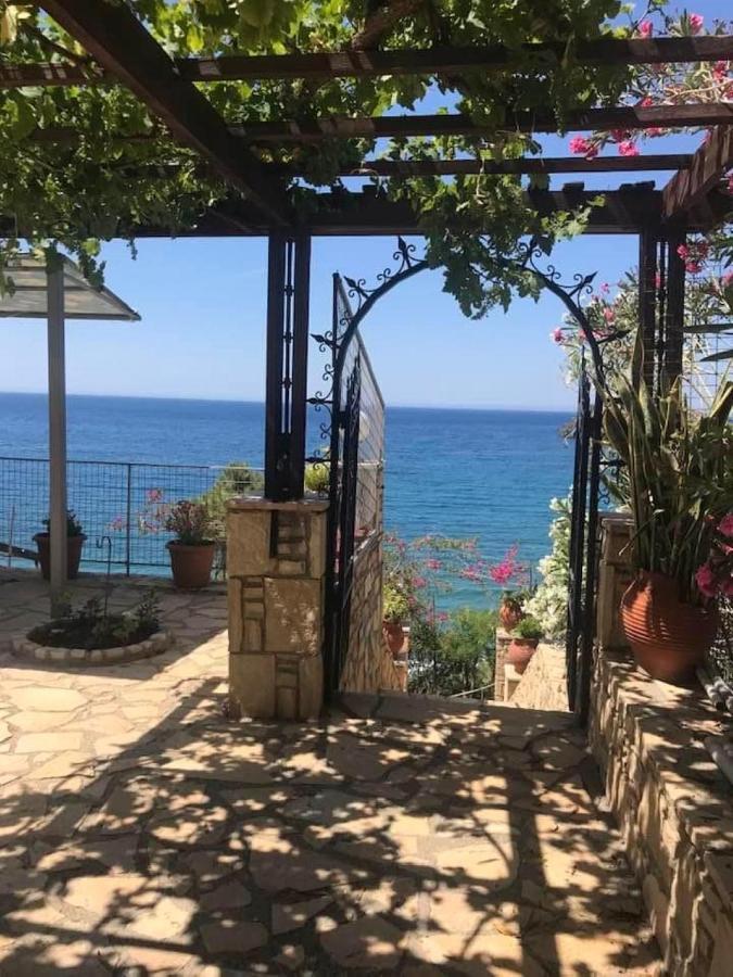 Villa Koutsakis Kaloi Limenes Exterior foto